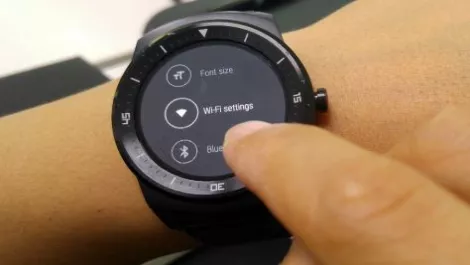LG's G Watch R now Wi-Fi capable