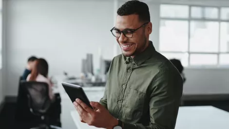 LG embarks on mission to bring unique smartphone designs to life