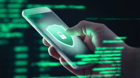 Trojanised WhatsApp and Telegram applications stealing crypto funds